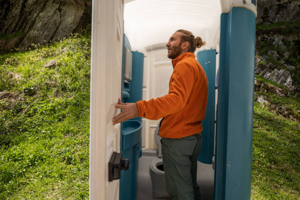 Portable Toilet Options We Offer in Lake Royale, NC